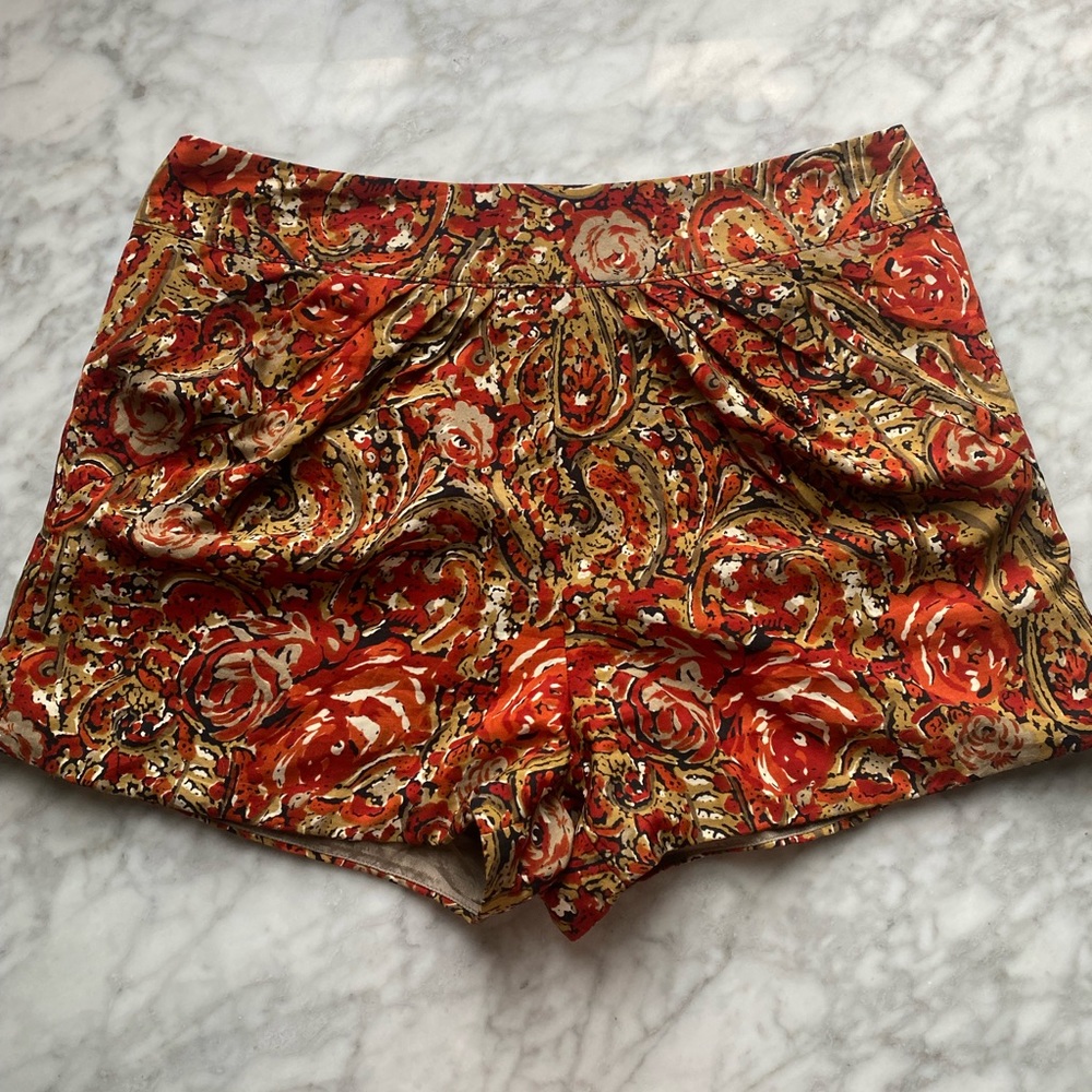 Preloved for HR Shorts